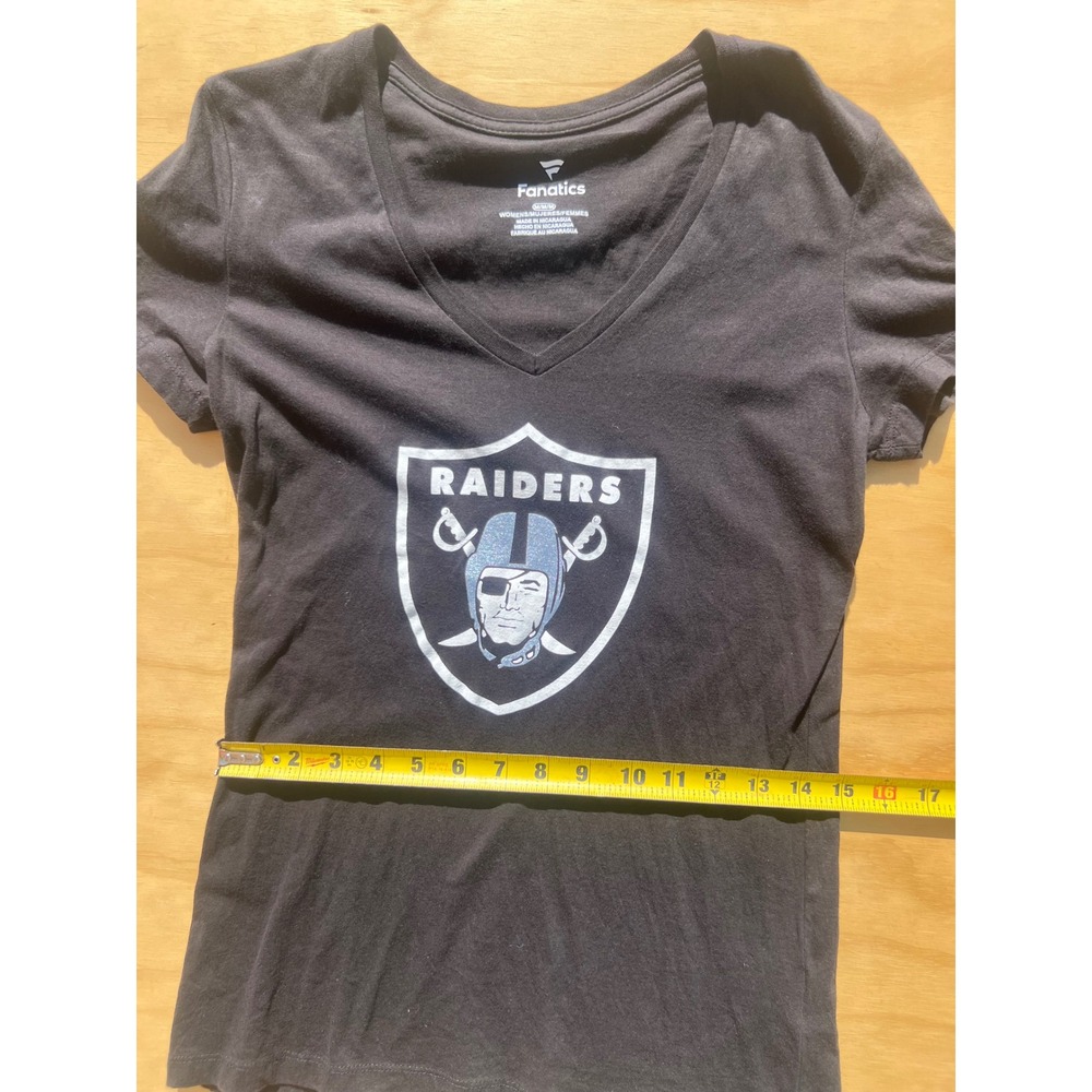 Fanatics NFL Las Vegas Raiders Womens V-Neck Graphic T-Shirt Black Medium
